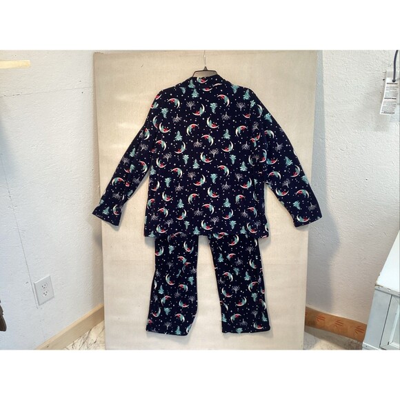 croft barrow womans 2 piece pajamas xl Christmas scenes - Picture 2 of 10